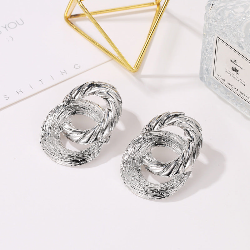 ZA Circle Twist Earrings - Zi Collection Hub
