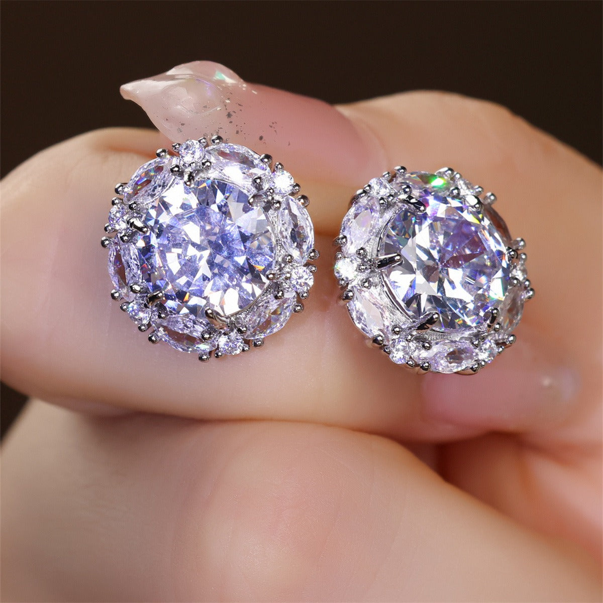 New Style Inlaid Zircon Round Earrings