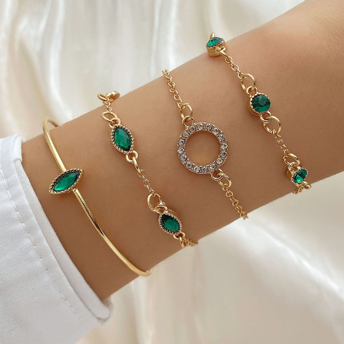 Emerald Diamond Bracelet Set