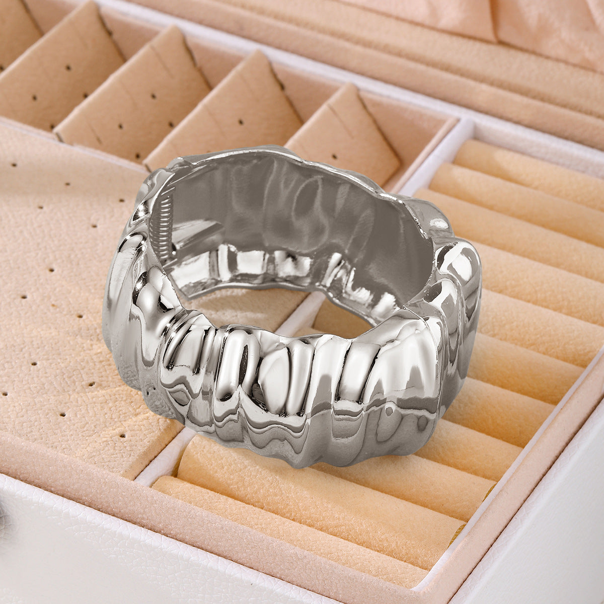 BRAL83 - Metallic irregular Wide Open Bracelet