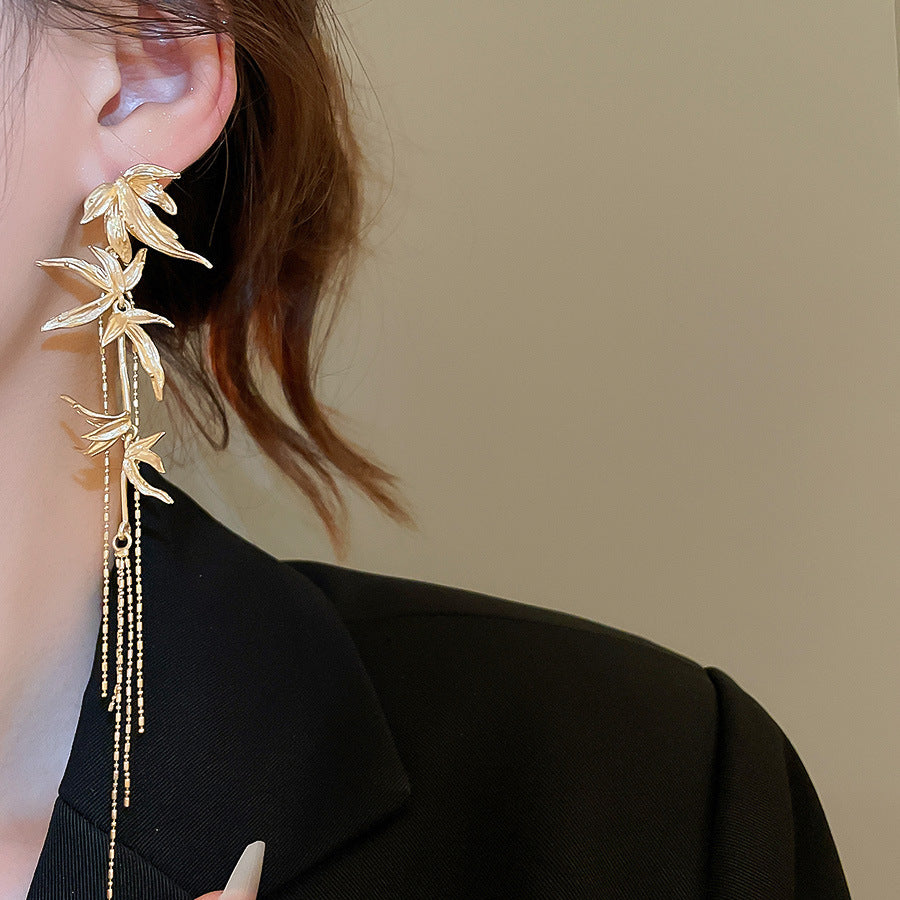 ER528 - Bamboo Leaf Tassel Metal Earrings
