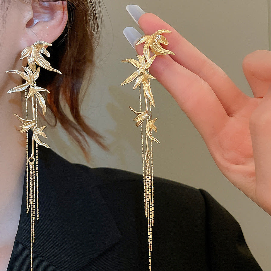 ER528 - Bamboo Leaf Tassel Metal Earrings