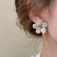 ER480 - Baroque Floral and Pearl Earrings