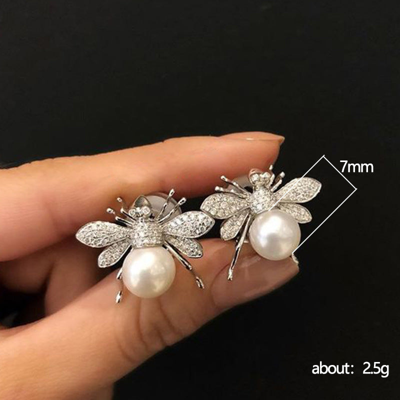 ZER03 - Bee Earrings