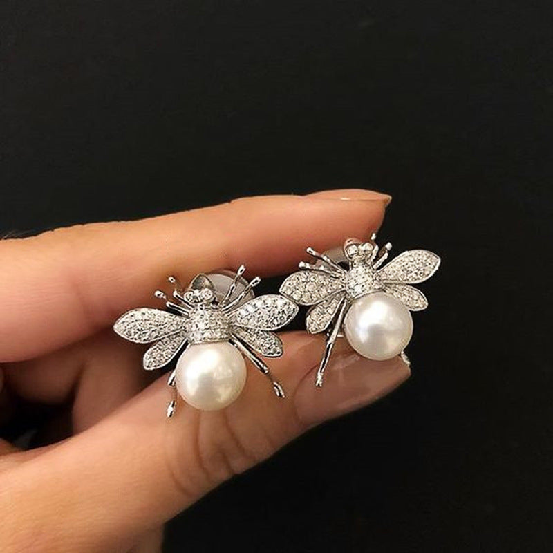 ZER03 - Bee Earrings