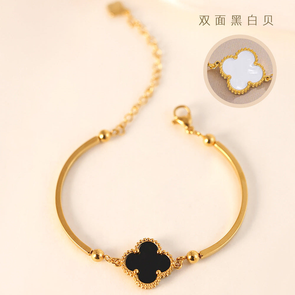 Black & White Clover Gold Bracelet