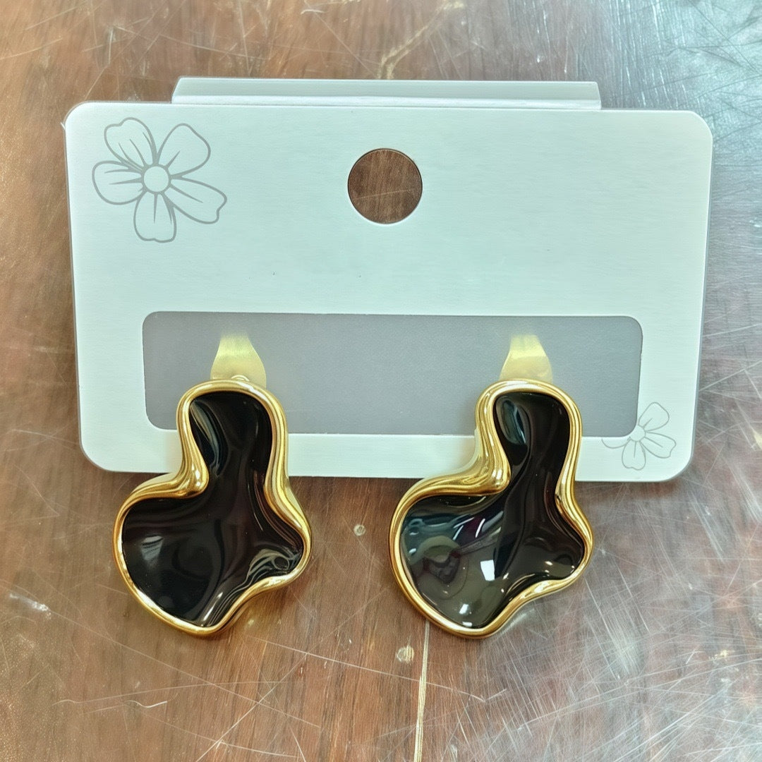 Cloud Irregular Stud Earrings