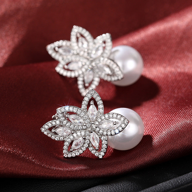 ZER32 - Creative Floral Pearl Stud Earrings