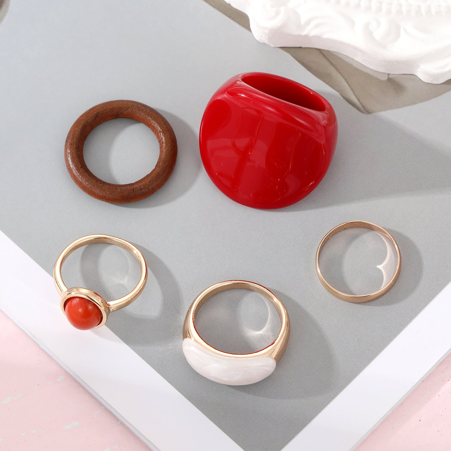 Creative Resin Burgundy Rings Set