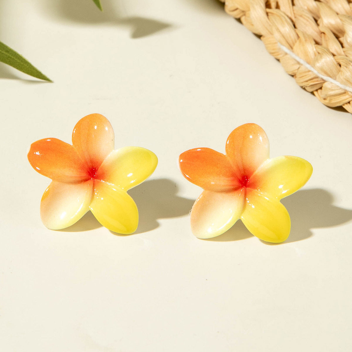 Daisy Resin Flower Earrings