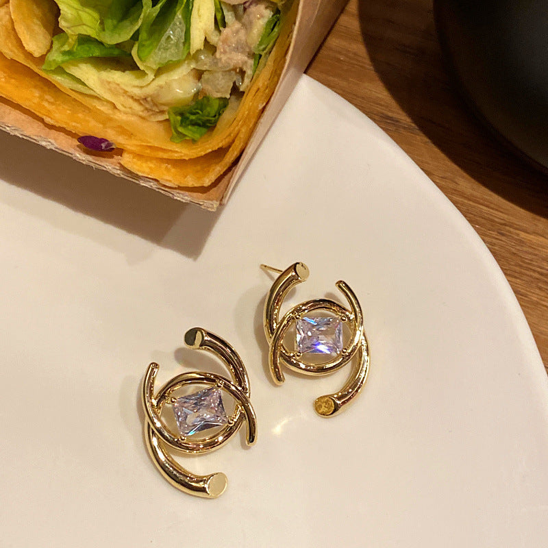 ER511 - Double-Ring Stacked Stud Earrings