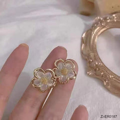 Flower Simple Niche Design Sense Earrings