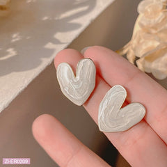 S925 Silver Needle French Retro White Love Stud Earrings