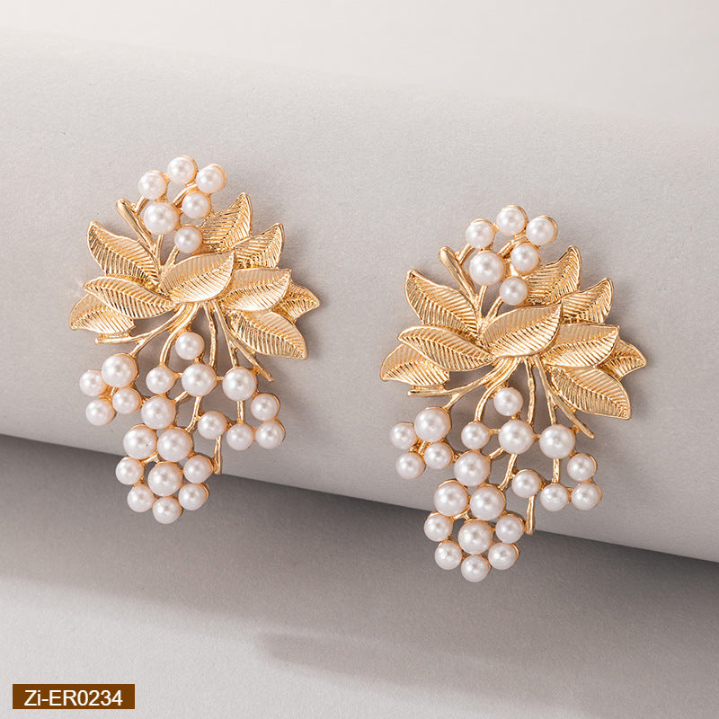 ER234 - New Fashion Golden Petal Drop Earrings