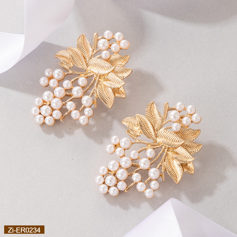 New Fashion Golden Petal Drop Earrings