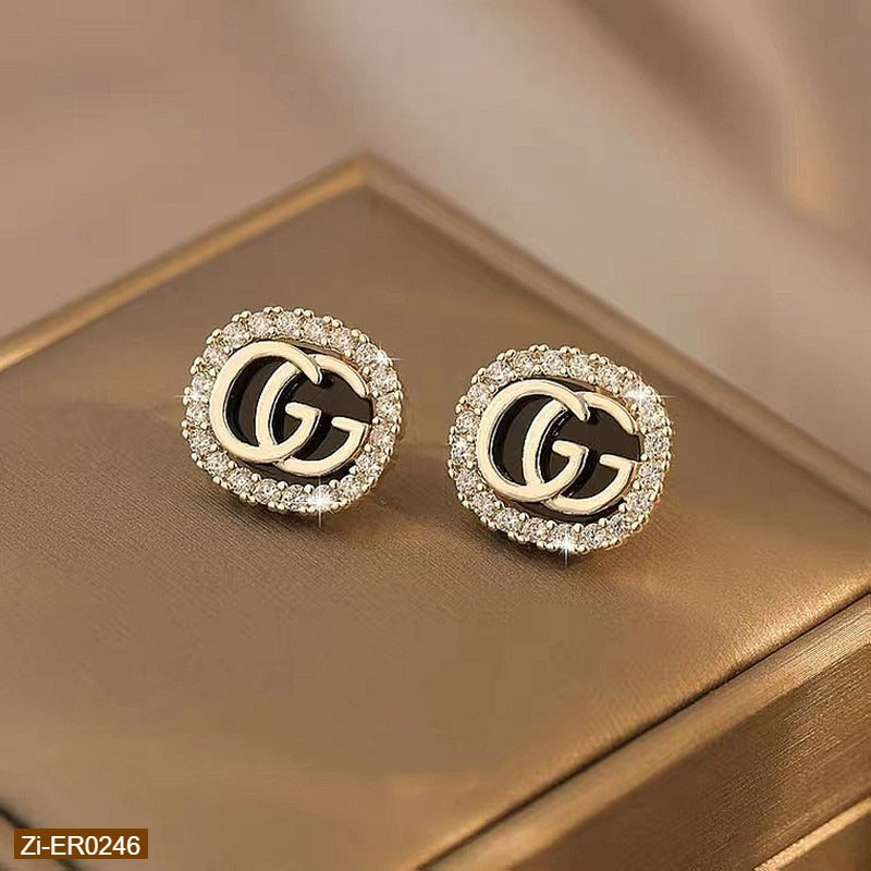 GG Korean Exquisite Round S925 Silver Needle Earrings