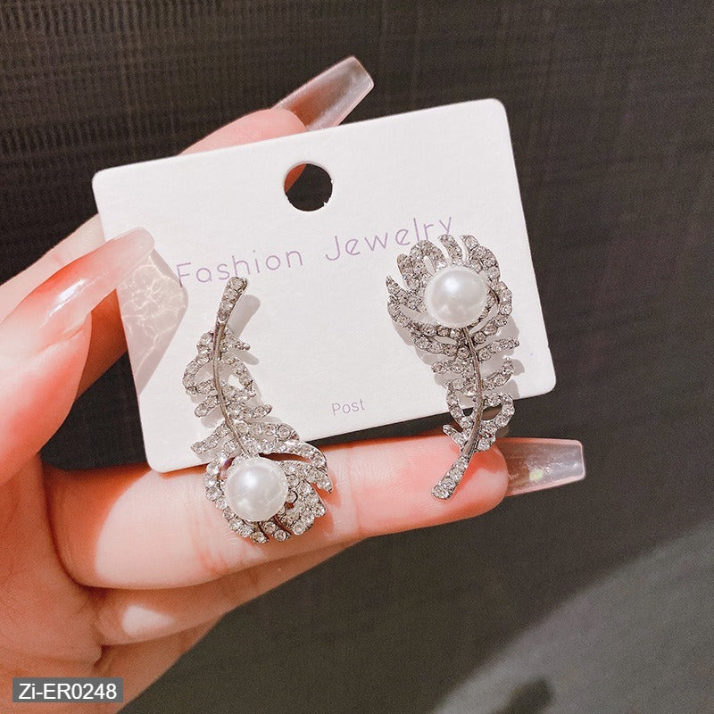 Rhinestone Feather Pearl Earrings