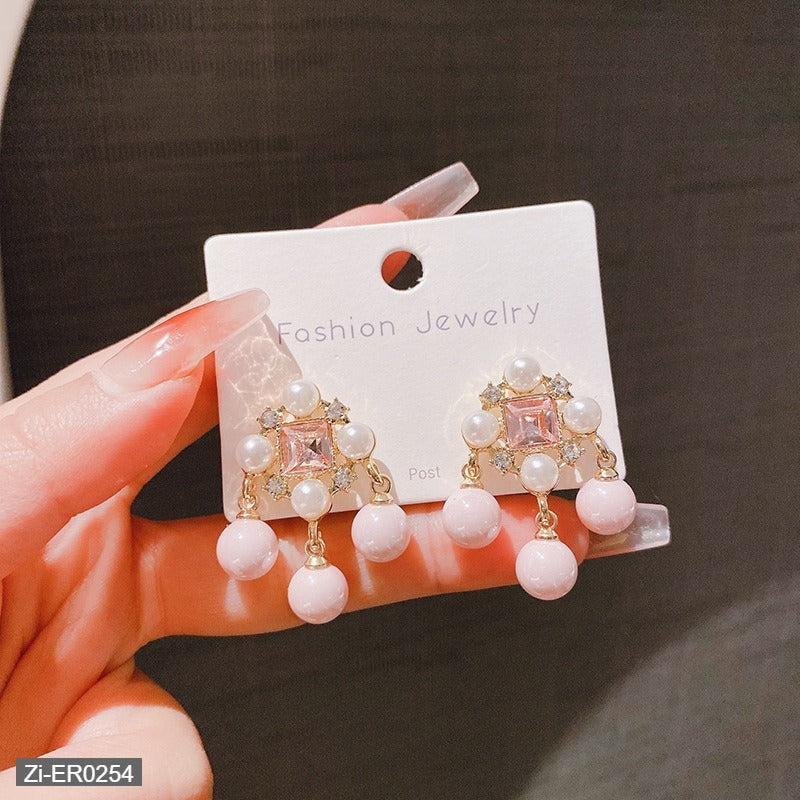 Elegant Socialite Retro Palace Style Square Zircon Pearl Earrings