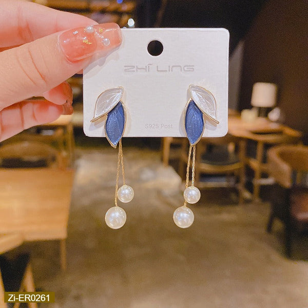 Pearl Two-Wear Leaf Tassel Earrings