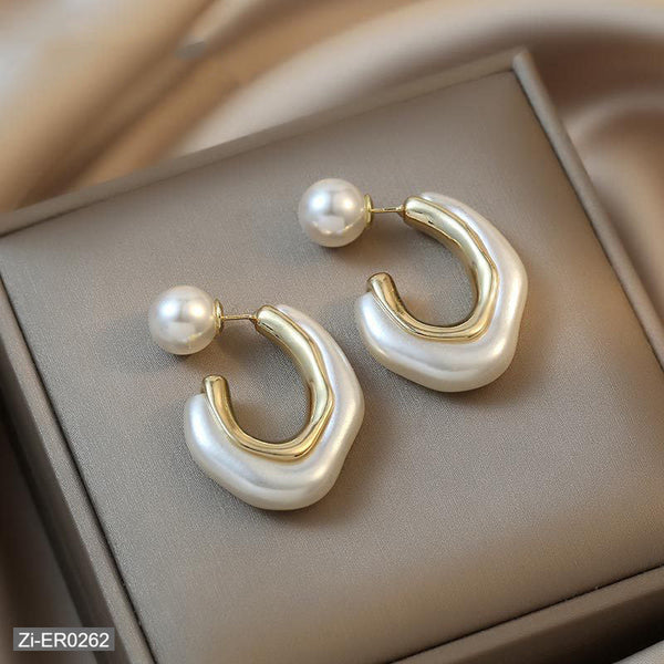 Pearl C-Shaped Earrings