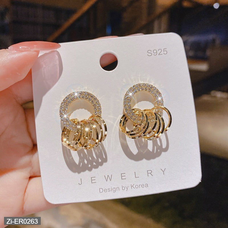 Circle Light Luxury Earrings
