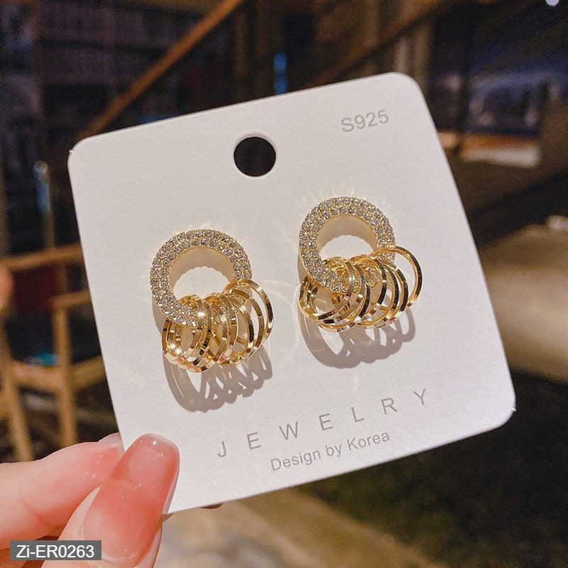 Circle Light Luxury Earrings