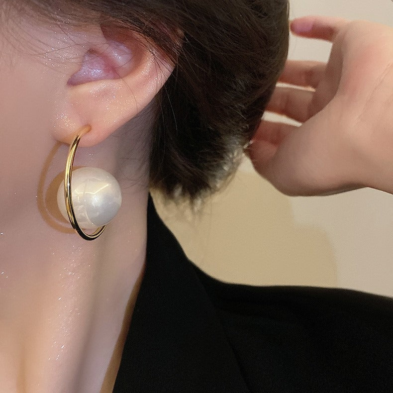 Big Pearl High-Grade Silver Needle C-Shaped Earrings