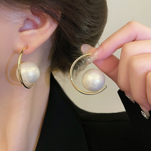 Big Pearl High-Grade Silver Needle C-Shaped Earrings