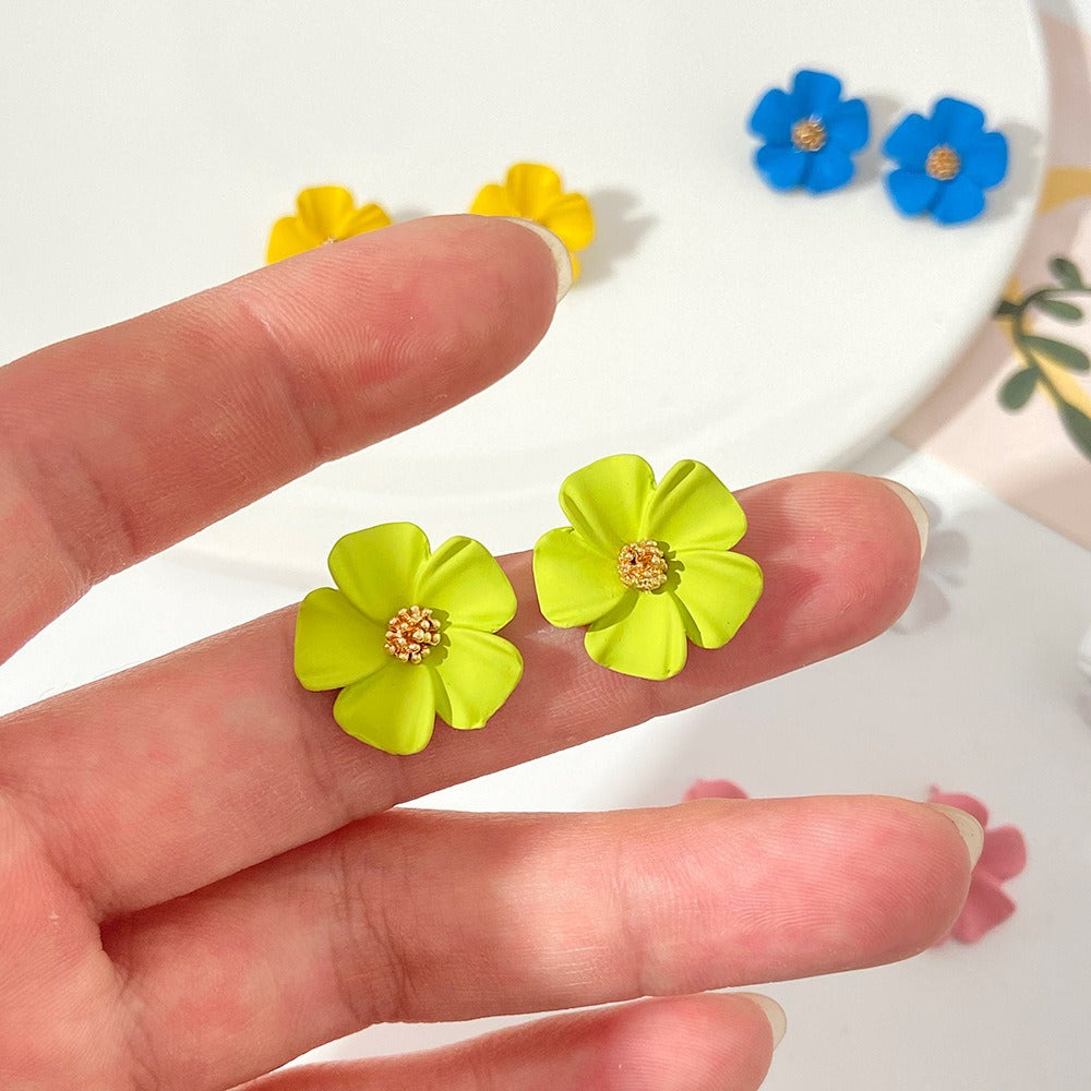 Small Fresh Flower Earrings
