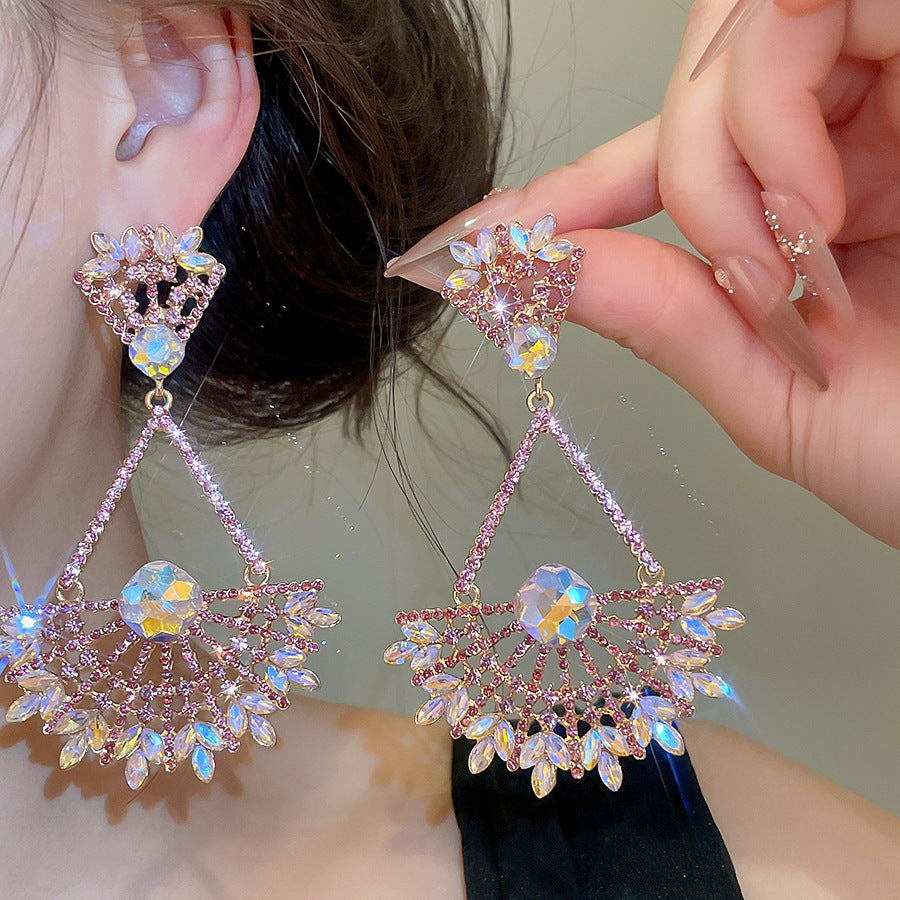 ER536 - Cloud Shaped Fan Dream Court Style Earrings