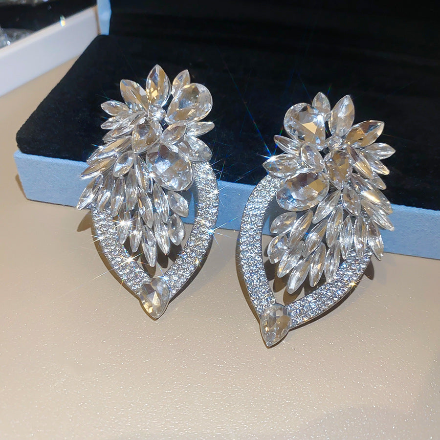 ER537 - Super Sparkly Flower and Leaf Earrings