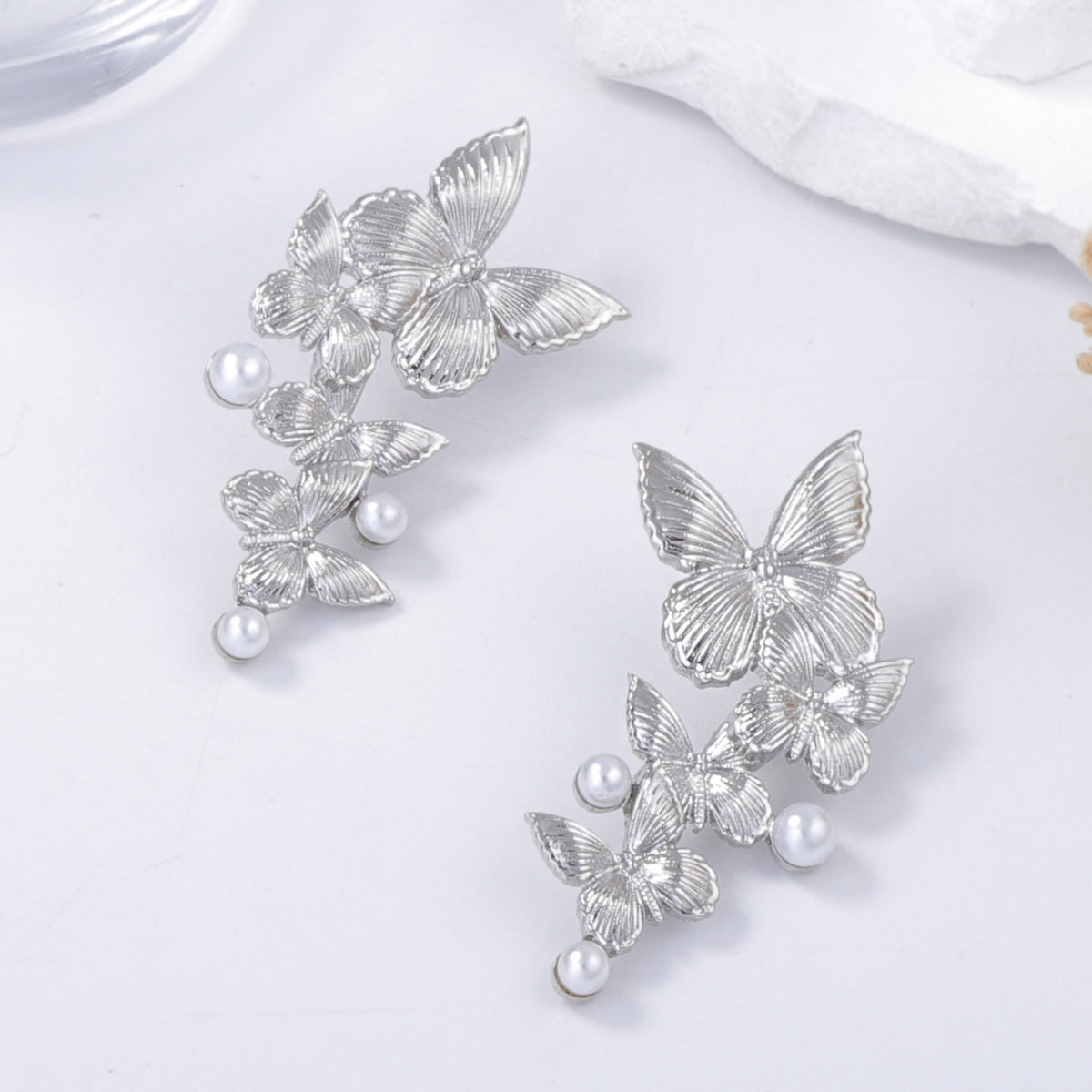 ER539 - Faux Pearl Butterfly Earrings