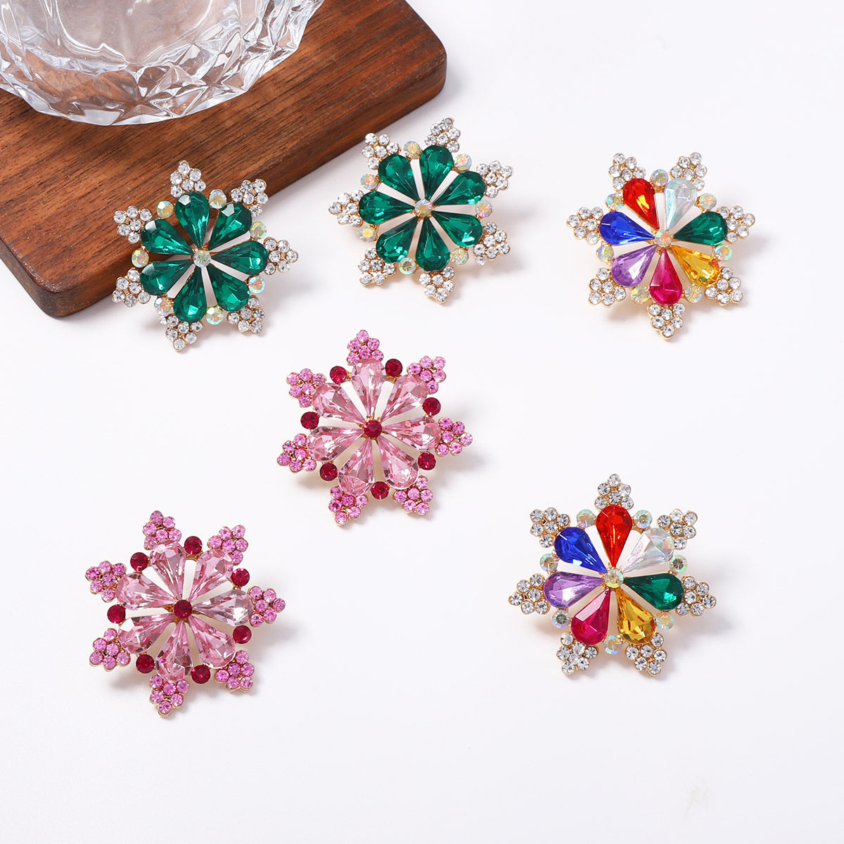 ER541 - Glamorous Rhinestone Earrings