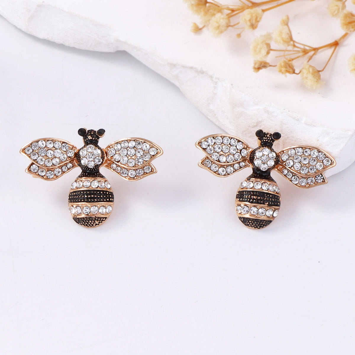 ER542 - Bee Luxury Minimalist Earrings
