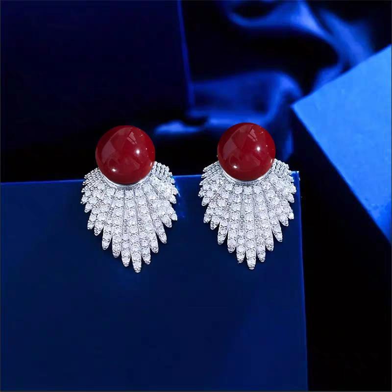 ER549 - Vintage Pearl Stud Earrings