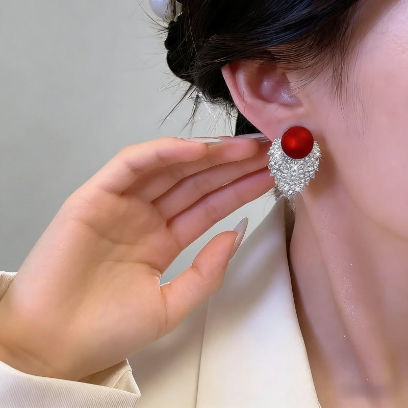 ER549 - Vintage Pearl Stud Earrings