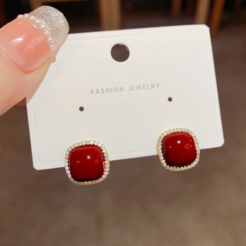 ER551 - Square Pearl Stud Earrings