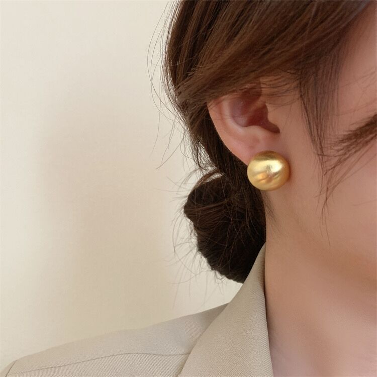 ER552 - Round Brushed Metal Stud Earrings