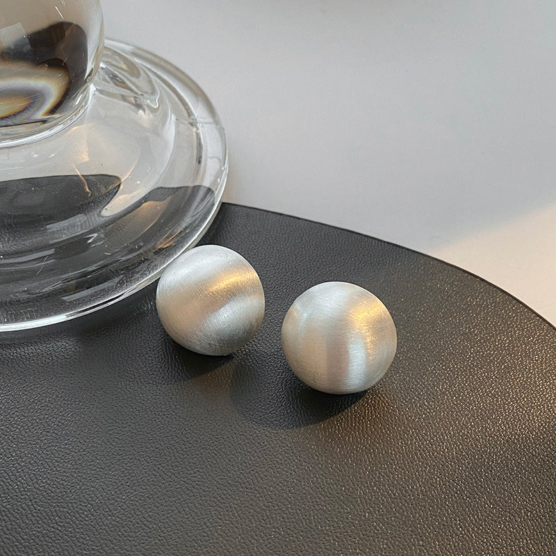 ER552 - Round Brushed Metal Stud Earrings