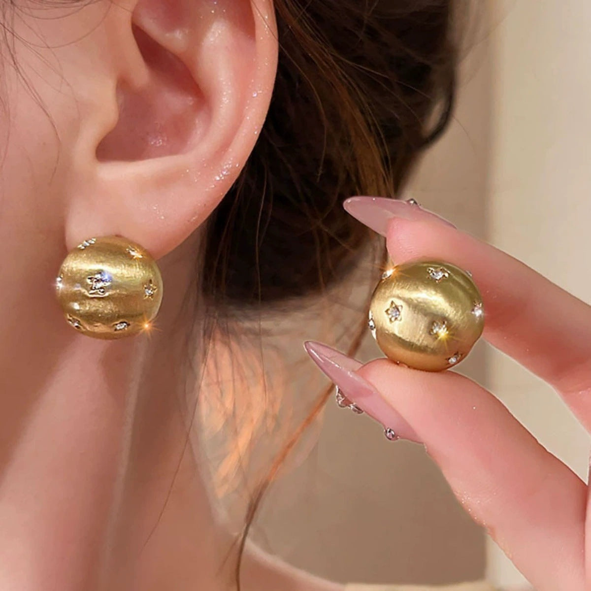 ER554 - Stud Earrings