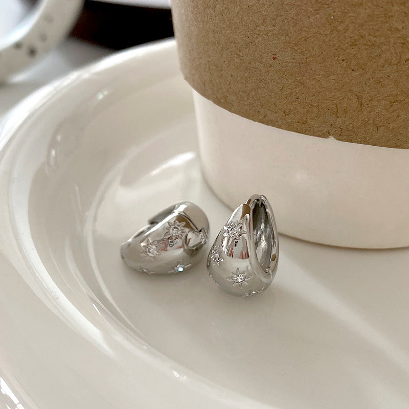 ER556 - Trendy Hoop Earrings