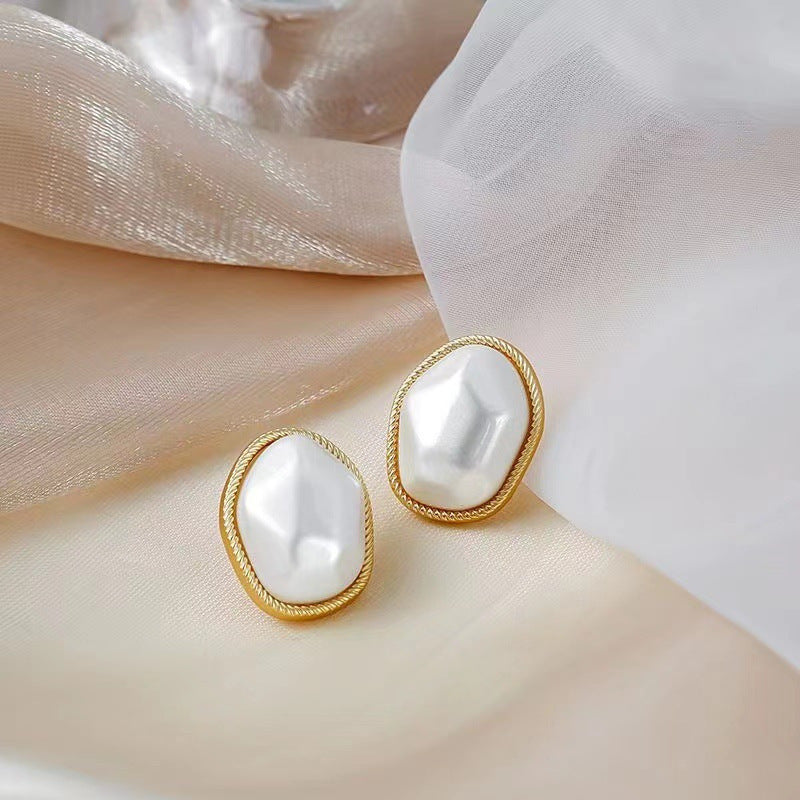 ER558 - French Style Square Pearl Earrings