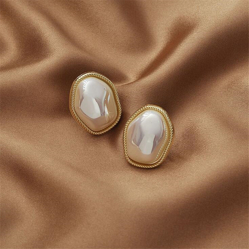ER558 - French Style Square Pearl Earrings