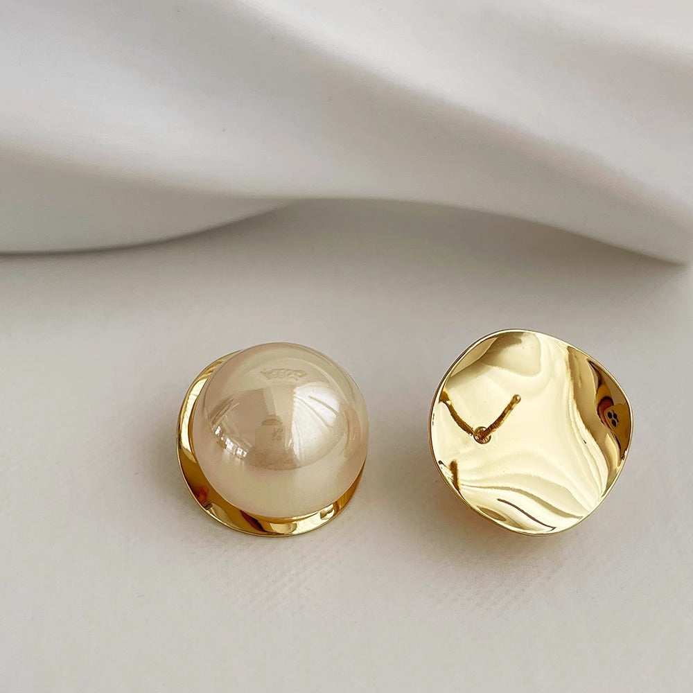 ER559 - Elegant Pearl Earring