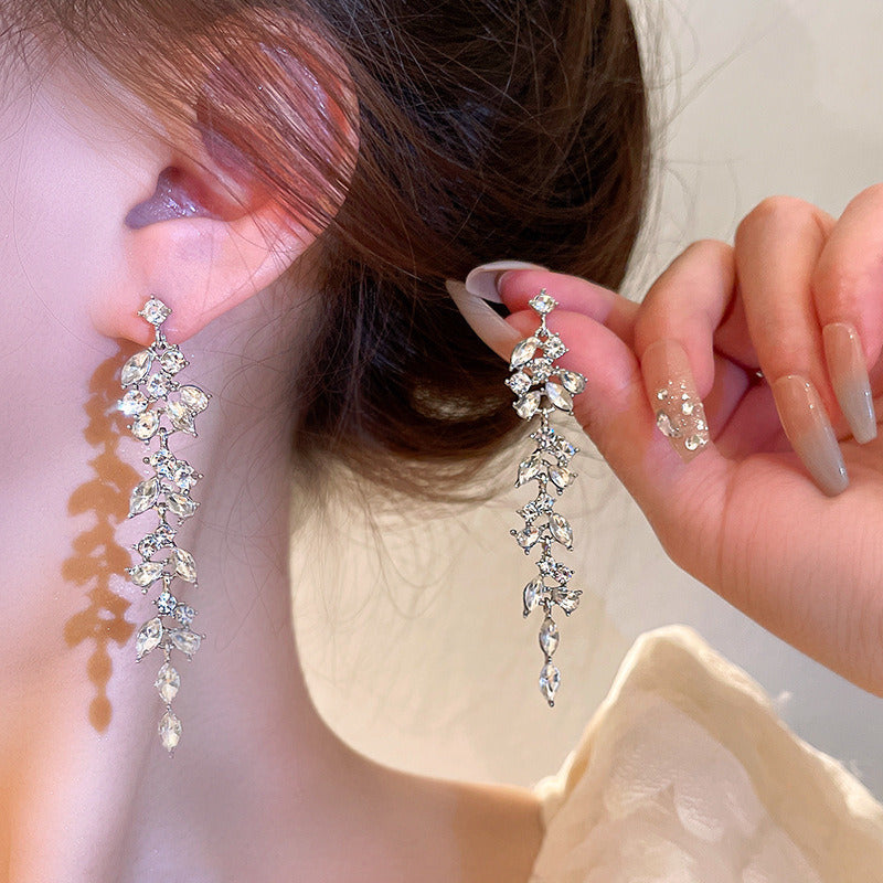 ER528 - Crystal Leaf Earrings