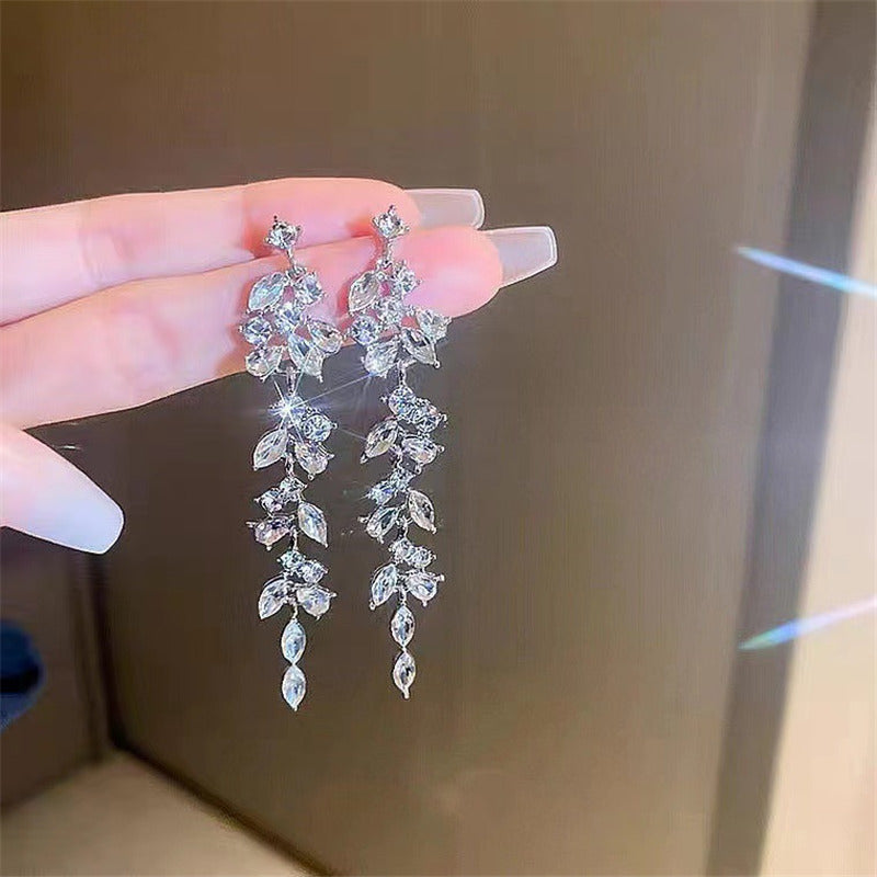 ER528 - Crystal Leaf Earrings