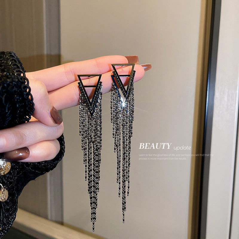 ER530 - Triangle Tassel Earrings