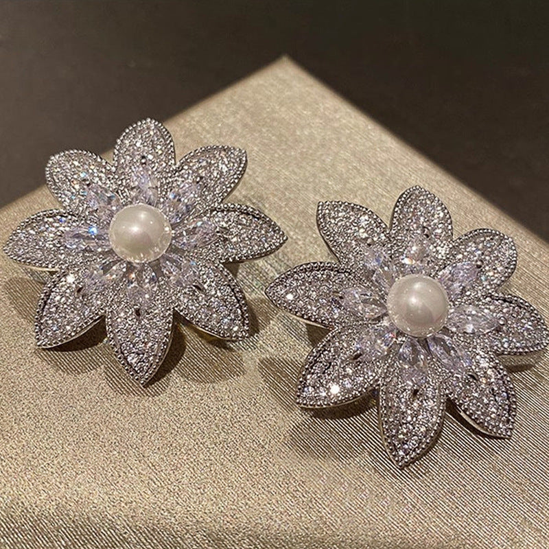 ZER24 - Elegant Floral Earrings