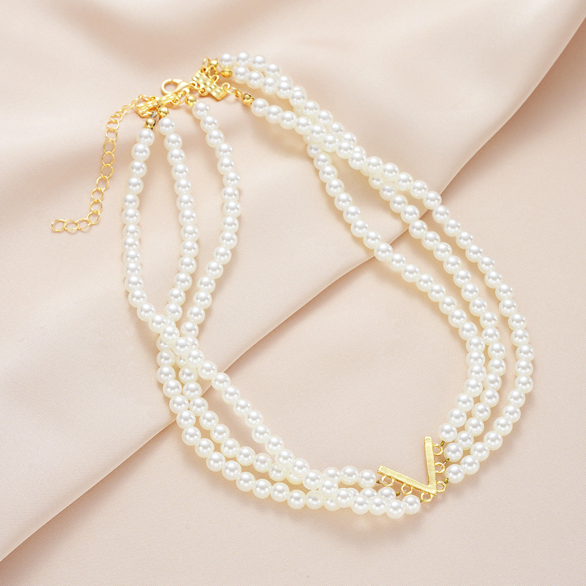 Elegant Pearl Choker & Bracelet Set