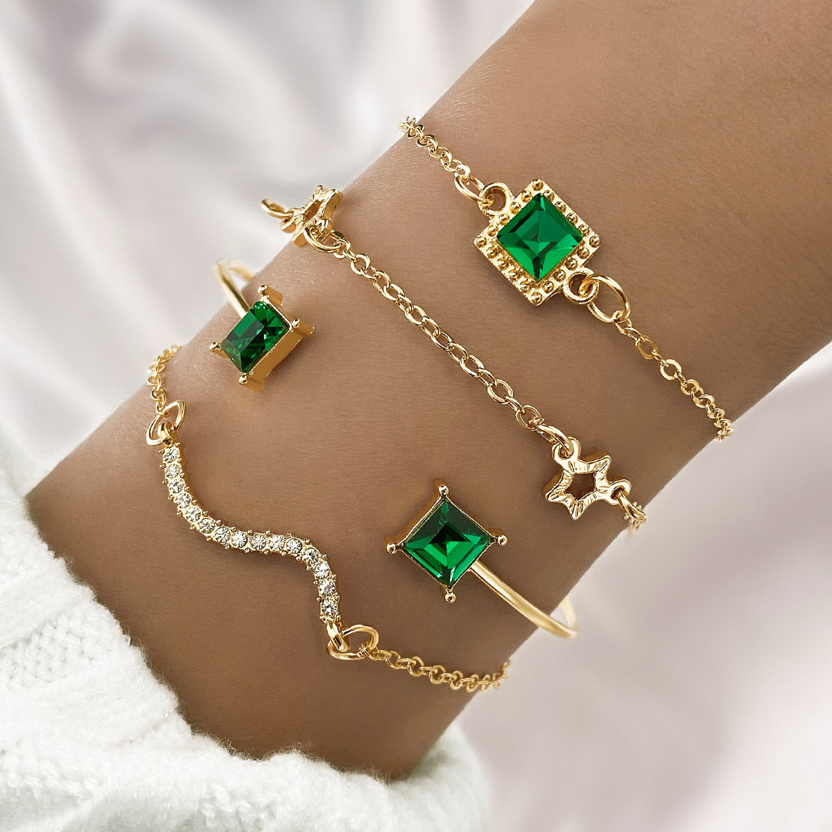Emerald Square Diamond Star Bracelet Set